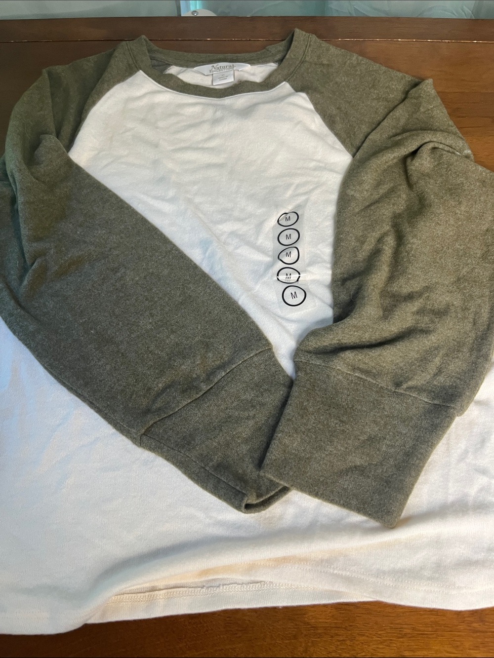 NWT Natural Reflections Olive Cozy Raglan Baseball Tee Medium